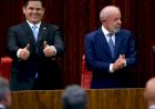 Em meio à tensão nos Três Poderes, Lula e Alcolumbre se reencontram e sentam lado a lado