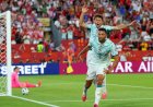 Portugal vira sobre Croácia e vai às oitavas com gols de CR7 e Ramos