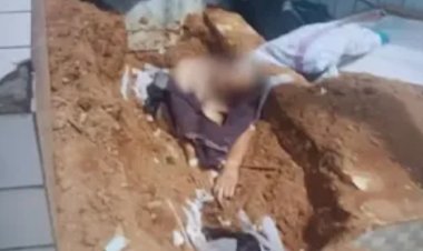 Coveiro chega para trabalhar e encontra cadáver sentado sobre o próprio túmulo