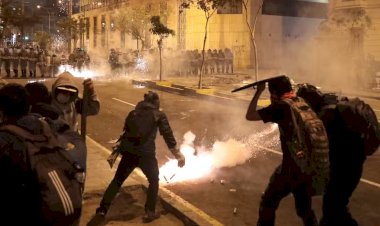 Presidente do Peru declara estado de emergência em Lima