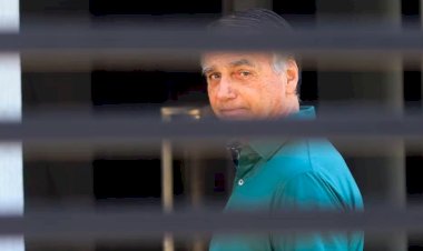 STF publica decisão que condenou Bolsonaro por trama golpista e abre prazo para recursos