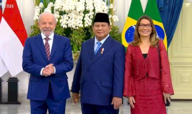 Na Indonésia, Lula critica protecionismo às vésperas de encontro com Trump e diz que disputará quarto mandato