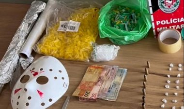 Homem é preso com 113 porções de crack em Aparecida