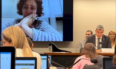 CCJ da Câmara pode analisar cassação de Carla Zambelli nesta terça