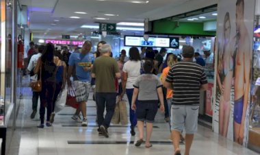 Confira o que abre e o que fecha neste feriado de 8 de dezembro na Paraíba
