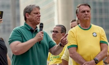Flávio revela a reação de Tarcísio ao descobrir escolha de Bolsonaro