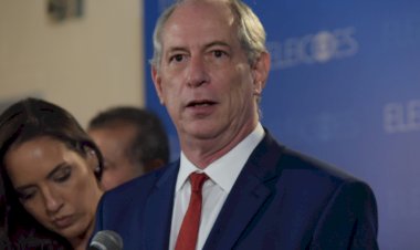Ciro Gomes manda prender apoiador ao confundir gesto com símbolo do CV