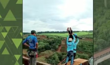 Morte em rope jump: imagens em novo ângulo flagram reação de pessoas após jovem ser lançada de ponte no interior de SP