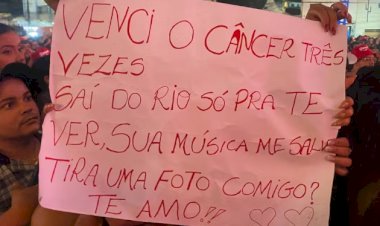 Fã que venceu o câncer pela terceira vez viaja do Rio de Janeiro para ver Pablo no São João de Campina Grande: 'Um pouco de alívio'