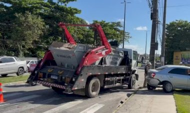 Imagens mostram momento em que mulher é atropelada por caminhão, em João Pessoa