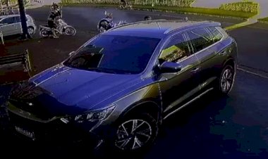 Motociclista morre no hospital após atropelar pedestre e bater em veículo em Campina Grande, na PB;