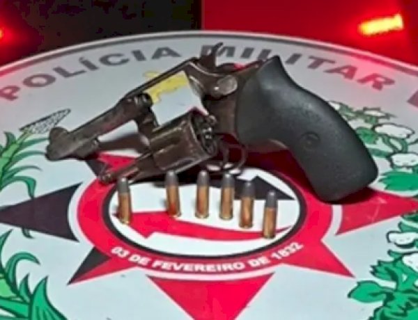 Homem é preso com arma de fogo após denúncias de ameaças em bar de Itabaiana