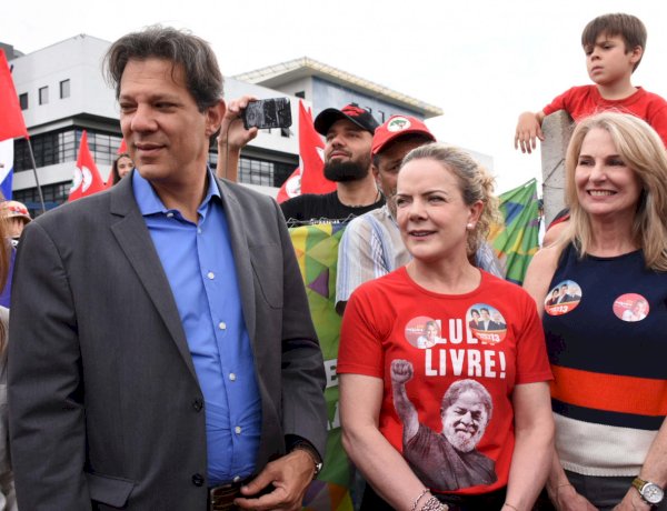 Gleisi, Haddad, Tebet: 17 ministros devem deixar o governo Lula por causa das eleições