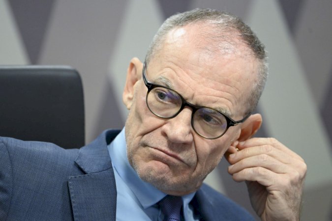 Contarato diz que vai pedir convocação de Ibaneis após governador não ir à CPI