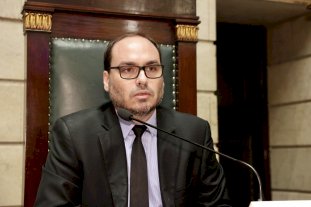 Por que Carlos Bolsonaro não quer disputar o Senado pelo Rio