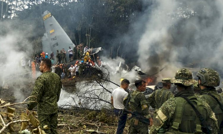 Queda de avião militar na Colômbia deixa ao menos 66 mortos