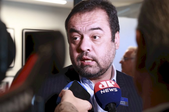 TSE torna ex-governador Cláudio Castro inelegível até 2030