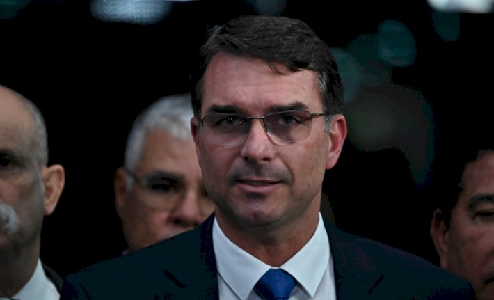 Flávio e Valdemar se encontram nesta terça-feira para alinhar discurso após polêmica do ‘Dark Horse’