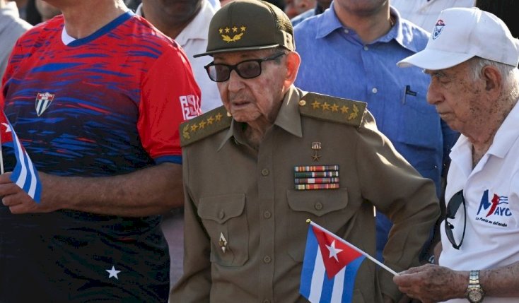 Ex-presidente cubano é indiciado pelos EUA pela derrubada de dois aviões em 1996