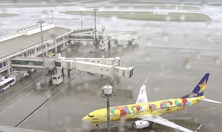 Japão tem quase 400 voos cancelados devido ao Tufão Jangmi